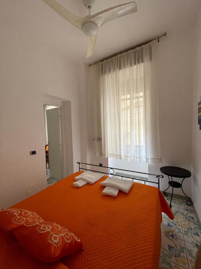 Queen Carolina'S Homes - Apartments In Old Town Napoli Bagian luar foto